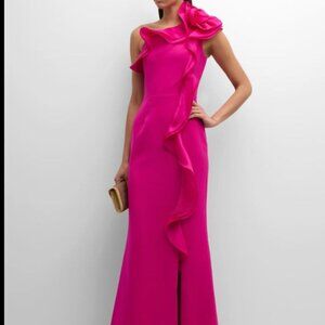 NWT Crepe Column Gown With Organza - Size 18